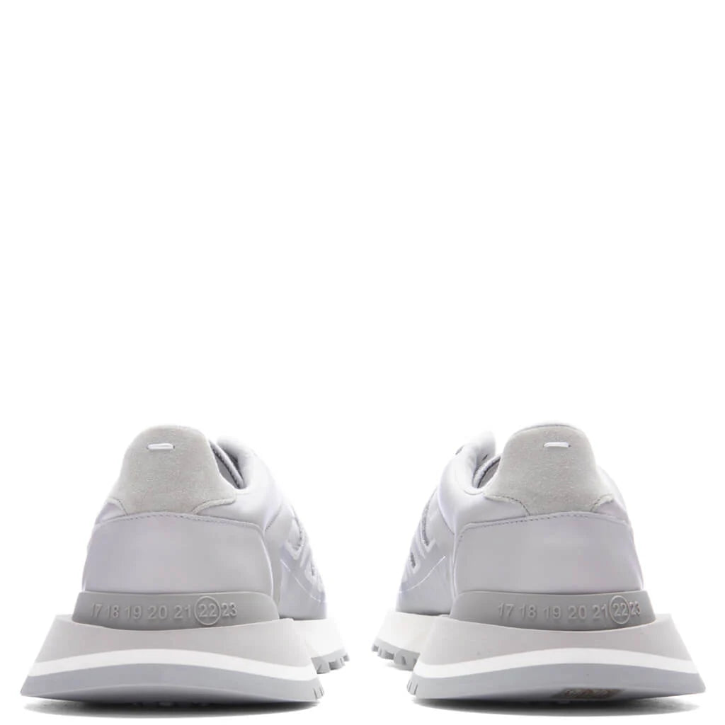 50 50 Runner Sneakers Silver