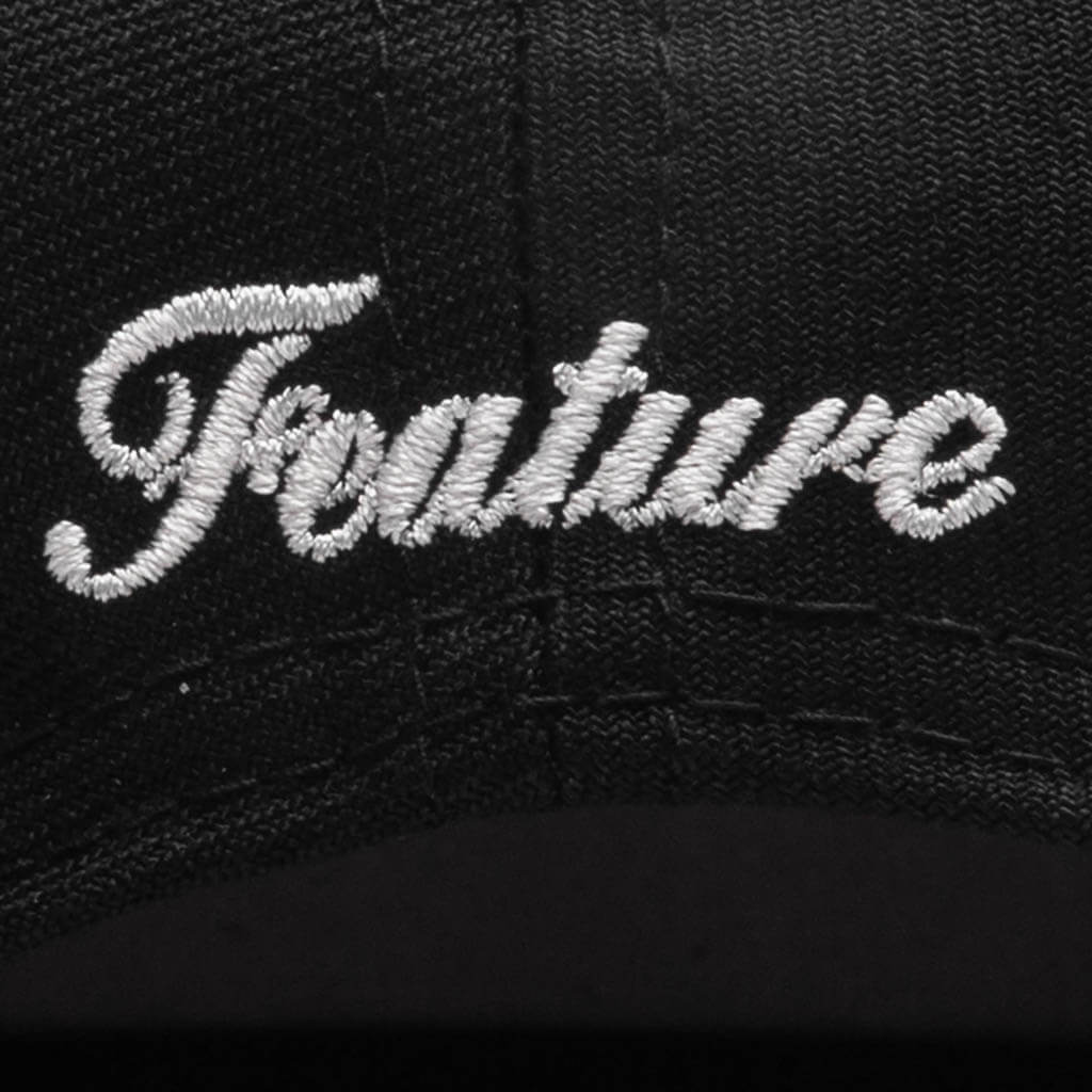 FEATURE x New Era 9FIFTY A Frame Snapback Curve LV Bones Black Twill Green