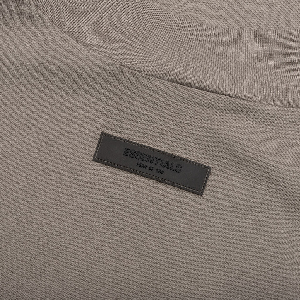 Essentials L S Tee Desert Taupe