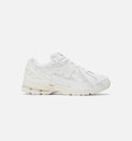 1906R Protection Pack Mens Lifestyle Shoe White