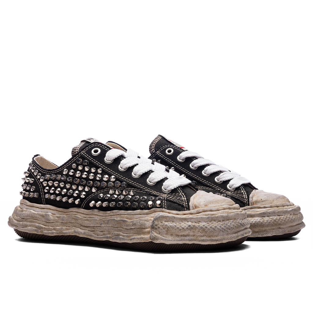 Peterson 23 Studded Low OG Sole Black