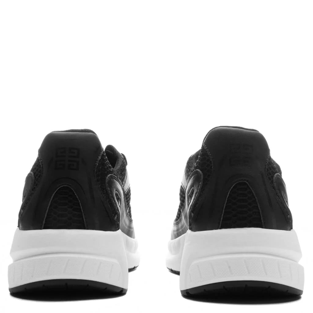 NFNTY 52 Low Black