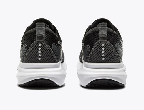 Womens Diadora Mythos Blushield Vigore 4 Final Sale