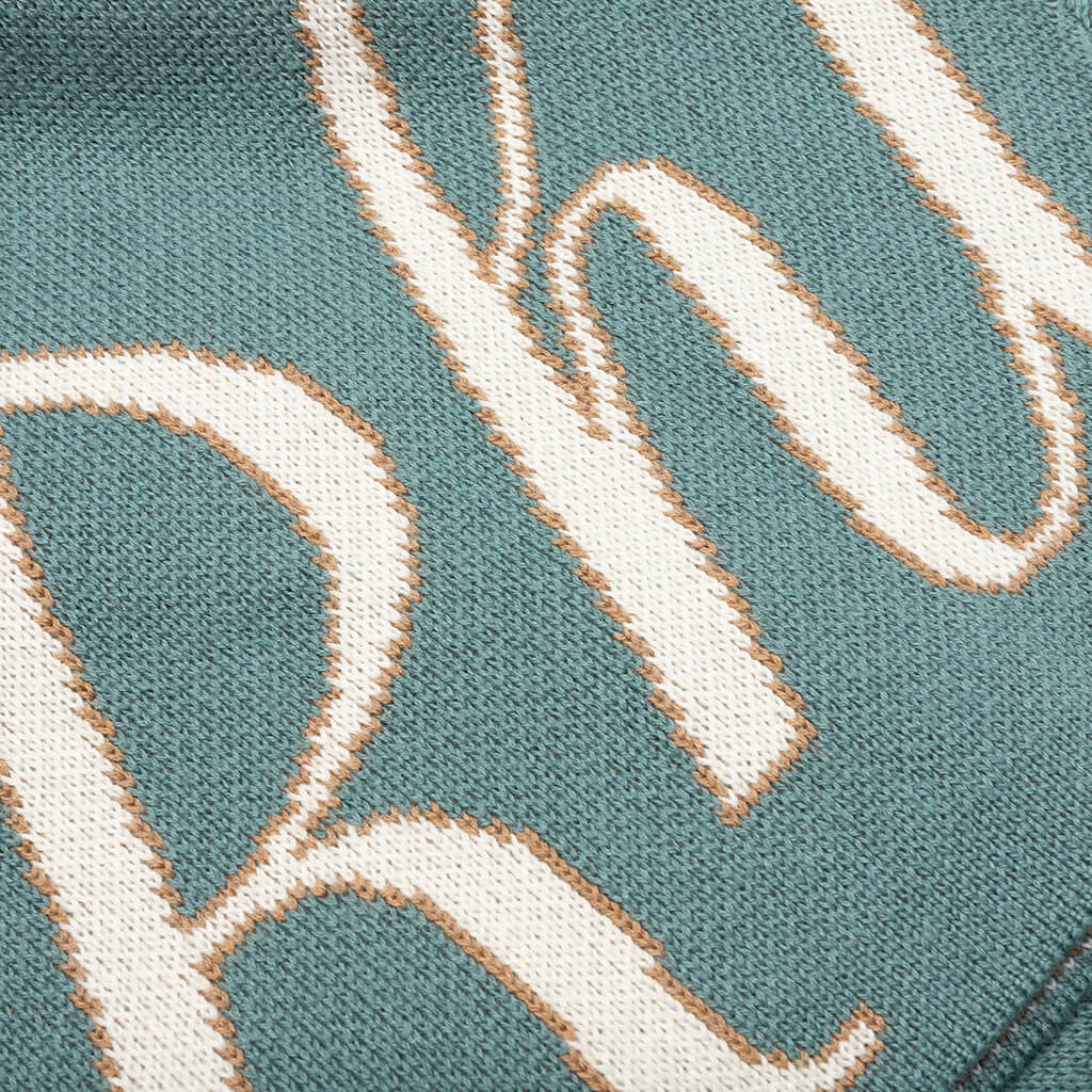 Script Logo Knit Short Ivory Spa
